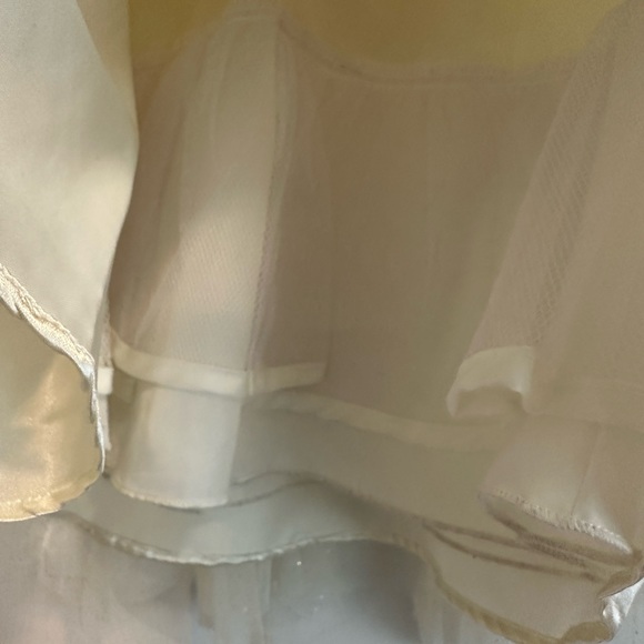 Jona Michelle 4T Formal Cream Dress - Picture 9 of 11